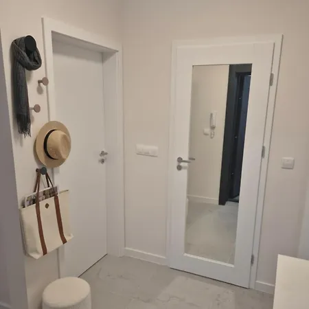 Summer Bianco 2br Appartement