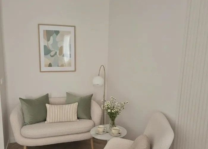 Summer Bianco 2br Apartment